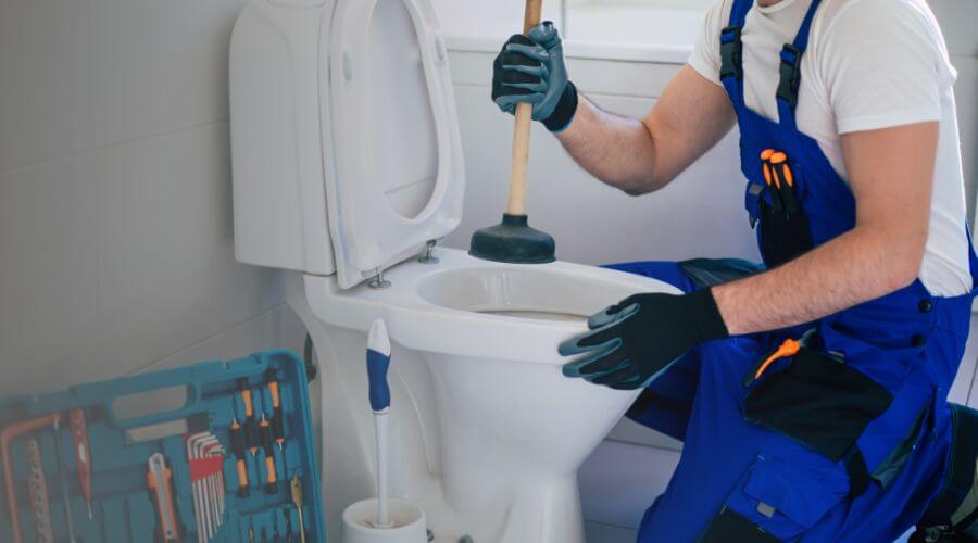 sewer line plumber in Willow Spring, NC
